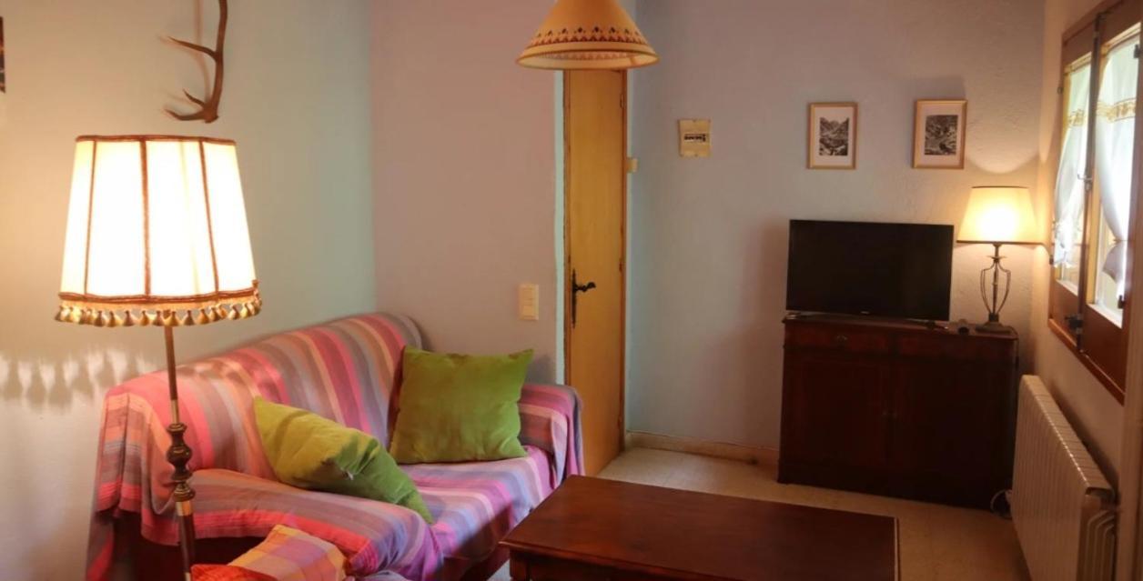 Bed and Breakfast Cal Calau Vega Planoles  Exterior foto